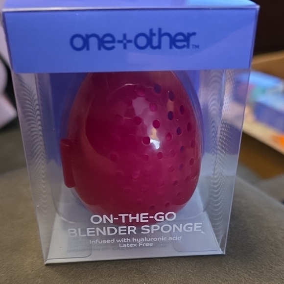 one + other Other - (J26) On-The-Go Blender Sponge - Pink